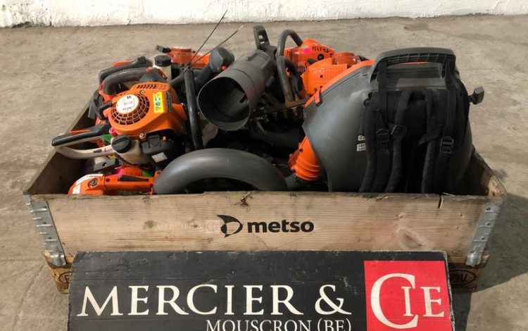 HUSQVARNA   411MAM10