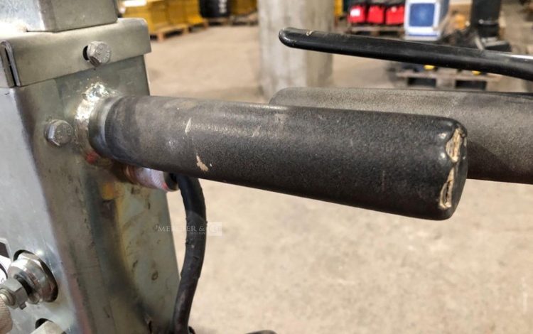 JAGUAR MASTER MOBIL HYDRAULIQUE  381MAM10