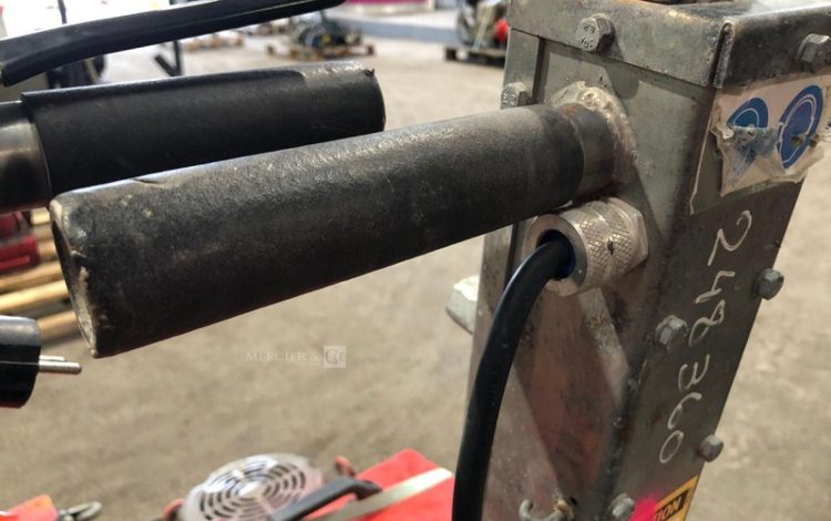 JAGUAR MASTER MOBIL HYDRAULIQUE  381MAM10