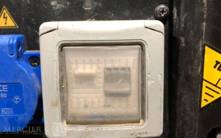 ACCESS 3000  379MAM10