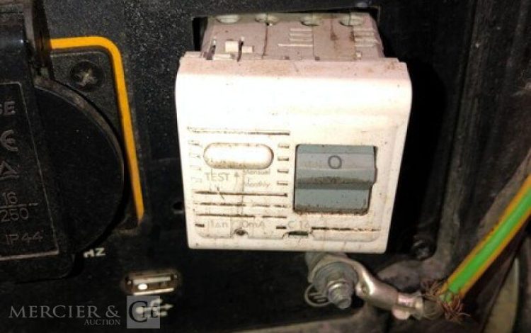 ACCESS 3000  379MAM10