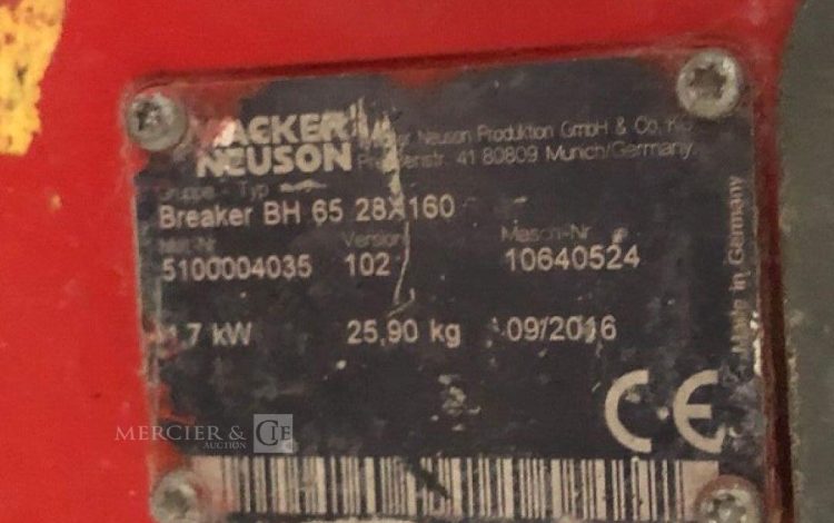 WACKER NEUSON BH65  481MAM10