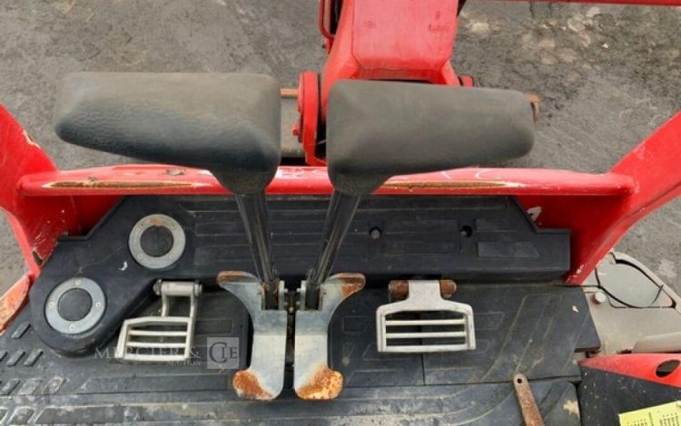 YANMAR VIO25-4  242573