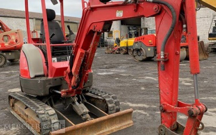 YANMAR VIO25-4  242573