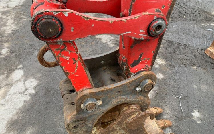 YANMAR VIO25-4  242573