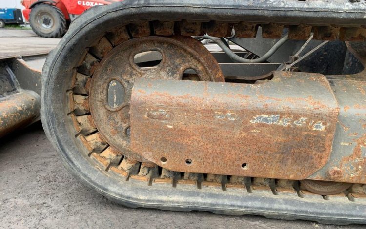 YANMAR VIO25-4  242573