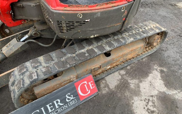 YANMAR VIO25-4  242573