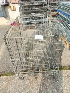 Autre Lot de 9 conteneurs métallique de 1.10cm x 80cm x 90cm hauteur  20