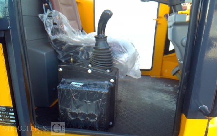 BLANCHE CHARGEUSE ARTICULLE TW36 1.6T 1H AN2025 JAUNE 25D071