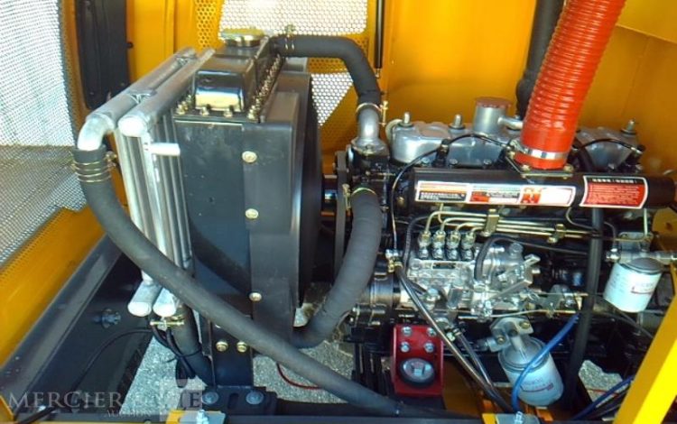 BLANCHE CHARGEUSE ARTICULLE TW36 1.6T 1H AN2025 JAUNE 25D071