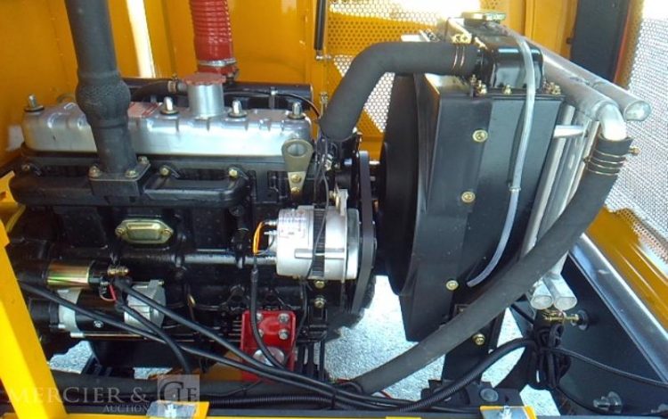 BLANCHE CHARGEUSE ARTICULLE TW36 1.6T 1H AN2025 JAUNE 25D071