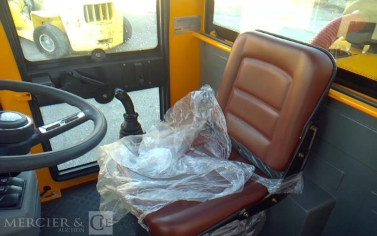 BLANCHE CHARGEUSE ARTICULLE TW36 1.6T 1H AN2025 JAUNE 25D071