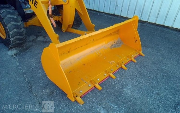 BLANCHE CHARGEUSE ARTICULLE TW36 1.6T 1H AN2025 JAUNE 25D071