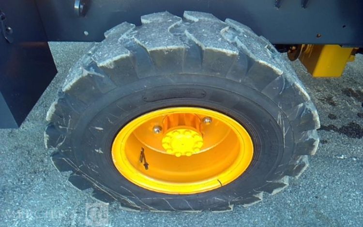 BLANCHE CHARGEUSE ARTICULLE TW36 1.6T 1H AN2025 JAUNE 25D071