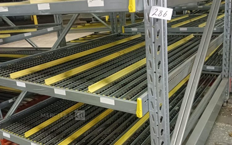 Autre Lot de 2 paires de rayonnages dynamiques , chaque rayonnage à 170cm x220cm , hau  287