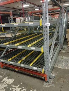 Autre Lot de 3 paires de rayonnages dynamiques , chaque rayonnage à 170cm x220cm , hau  289