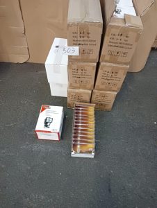 Autre Lot de 24 pièces comprenant des projecteurs halogènes IP54 pour éclairage extéri  304