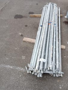Autre Lot de 30 pièces  Montants 250 cm Scafon  327