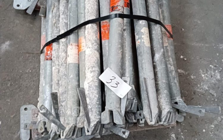 Autre Lot de 50 diagonales Layer de 70 cm, utilisées pour le contreventement et la sta  33