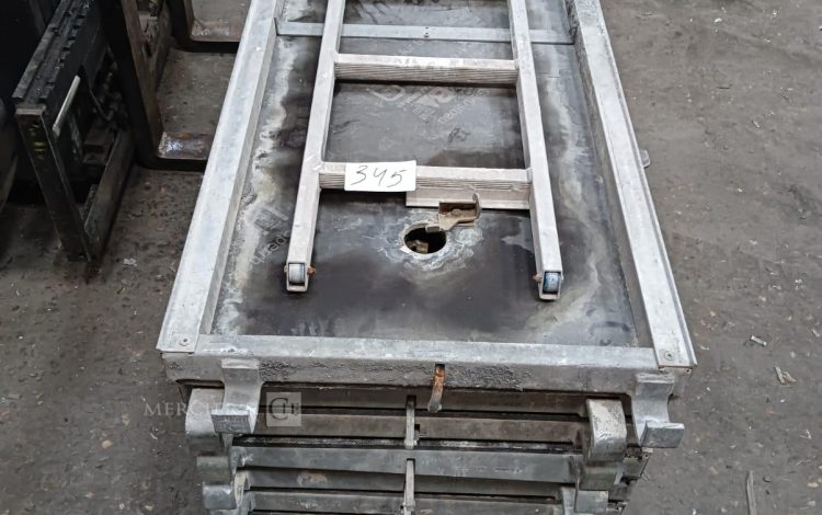 Autre Lot de 8 plateaux avec échelle  250 x 60 cm, marque Scafon  346