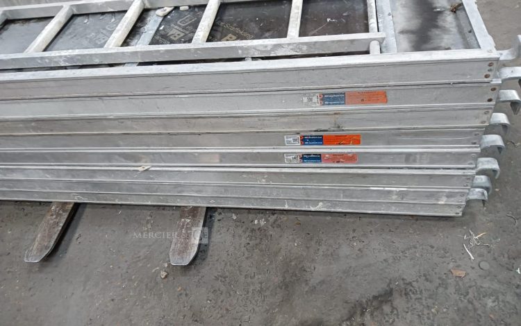 Autre Lot de 8 plateaux avec échelle  250 x 60 cm, marque Scafon  346