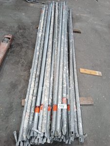 Autre Lot de 30 barres de garde-corps  300 cm, marque Layer  349