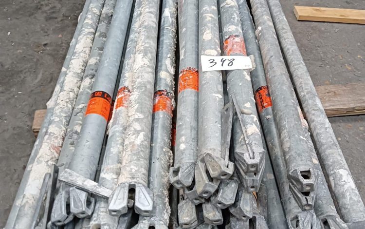 Autre Lot de 30 barres de garde-corps  300 cm, marque Layer  349