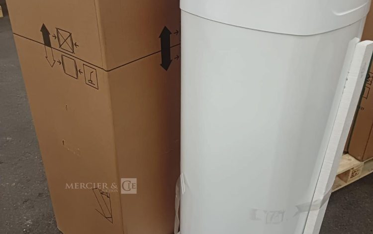 Autre Chauffe-eau électrique vertical modèle DHW LT 100, type TC 100 ZNT, marque Tiki,  367