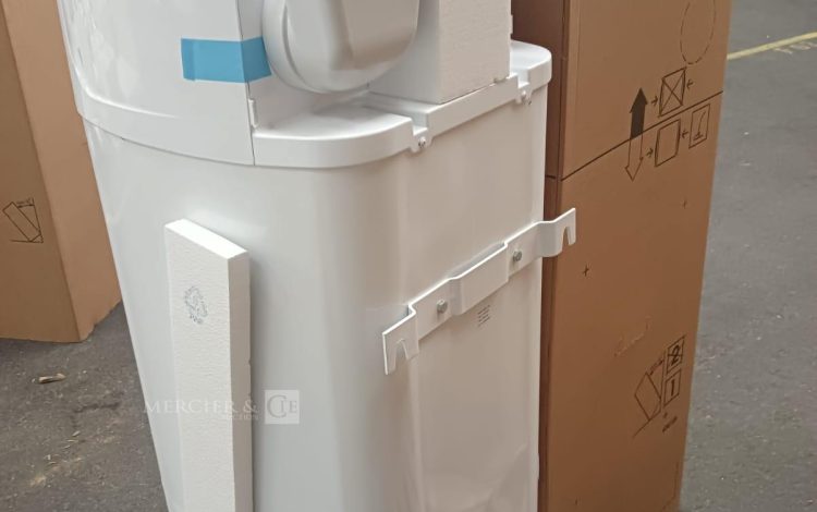 Autre Chauffe-eau électrique vertical modèle DHW LT 100, type TC 100 ZNT, marque Tiki,  368