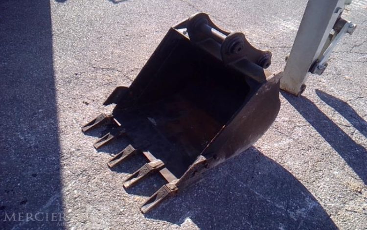 KUBOTA MINI PELLE TB160 C 5,775T 4771H AN2011 GRIS 50081