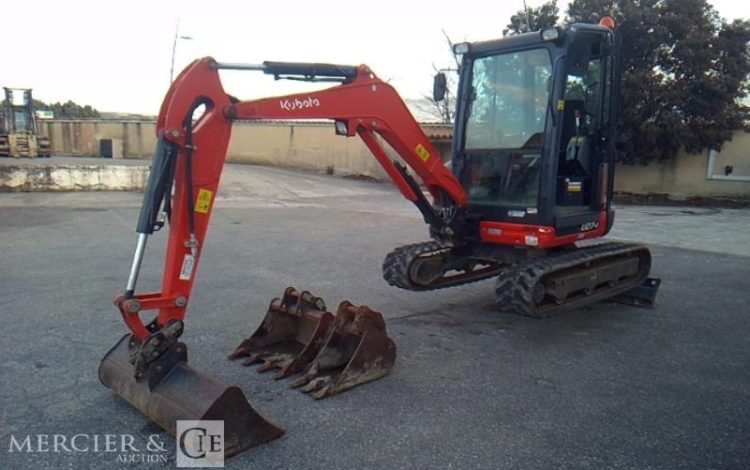 KUBOTA MINIPELLE U27-4   2T7 AN2021  70499