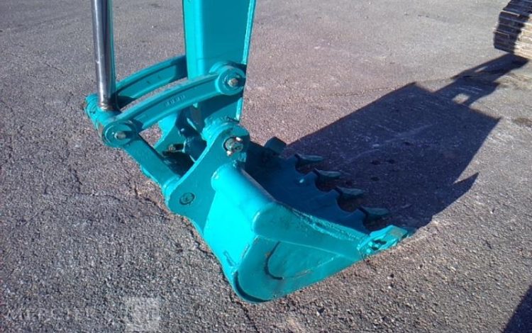 KUBOTA MINI PELLE KX161-3SZ 6T 3332H AN2012 VERT 80173