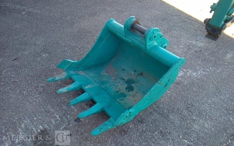 KUBOTA MINI PELLE KX 160-3SZ 81H AN2012 VERT 83015