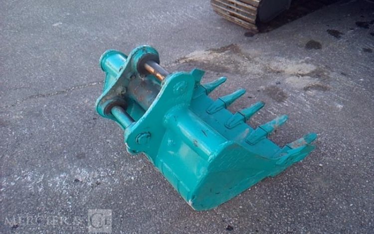 KUBOTA MINI PELLE KX 160-3SZ 81H AN2012 VERT 83015