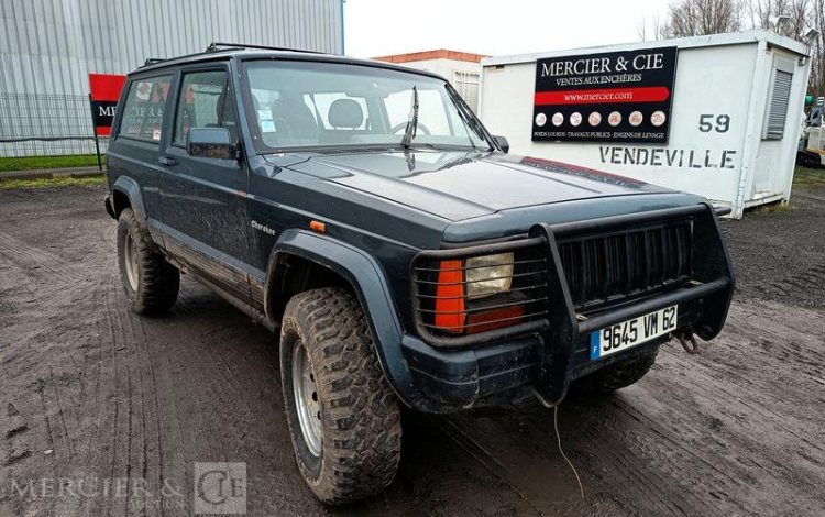 JEEP 4X4 CHEROKEE XJ 174CV BOITE AUTOMATIQUE  9645VM62