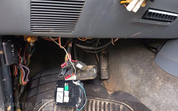 JEEP 4X4 CHEROKEE XJ 174CV BOITE AUTOMATIQUE  9645VM62