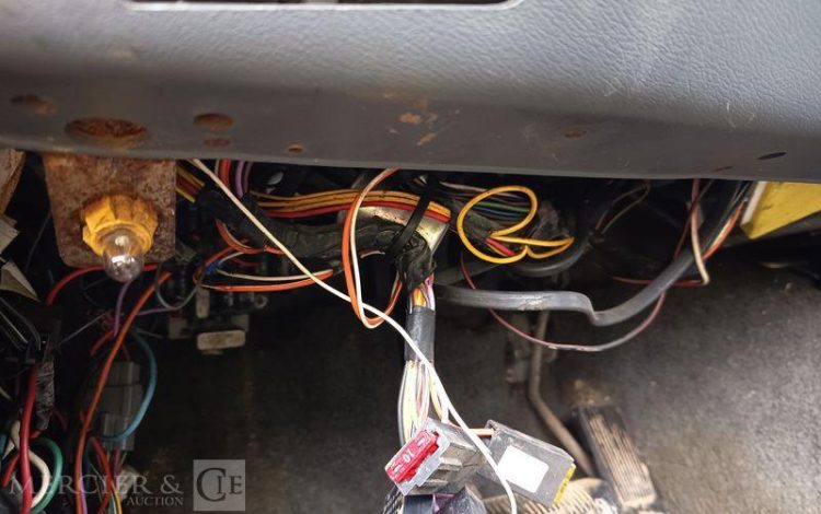 JEEP 4X4 CHEROKEE XJ 174CV BOITE AUTOMATIQUE  9645VM62