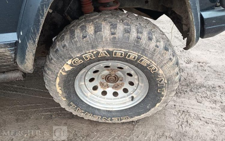 JEEP 4X4 CHEROKEE XJ 174CV BOITE AUTOMATIQUE  9645VM62