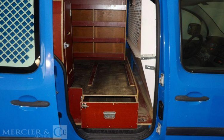 RENAULT KANGOO FOURGON 1.5 DCI 70 CONFORT BLEU AA-941-YQ