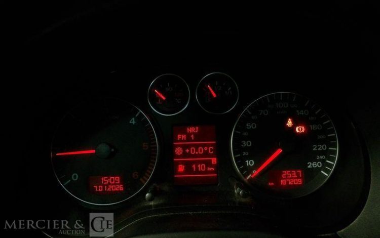 AUDI A3 SPORTBACK 2.0 TDI 140CH AMBITION  AE-461-ZW