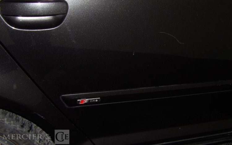 AUDI A3 SPORTBACK 2.0 TDI 140CH AMBITION  AE-461-ZW