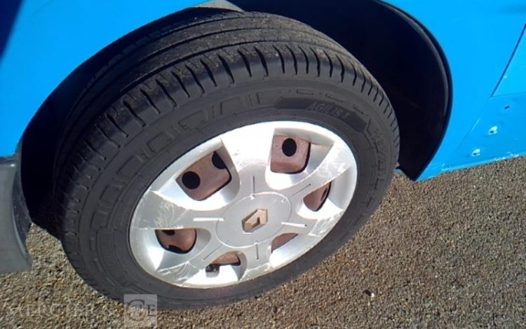 RENAULT TRAFIC II DCI BLEU BR-533-QS