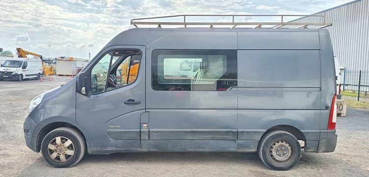RENAULT MASTER III TRACTION FOURGON L2H2 F3500 2.3 DCi 16V 125 CV – DIESEL – 290689 KMS BLEU BV-795-RA