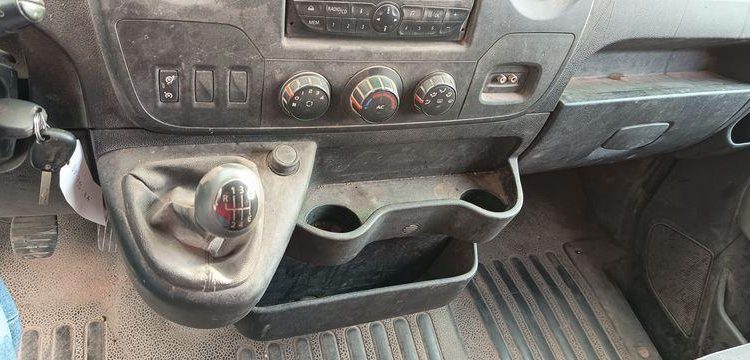 RENAULT MASTER III TRACTION FOURGON L2H2 F3500 2.3 DCi 16V 125 CV – DIESEL – 290689 KMS BLEU BV-795-RA