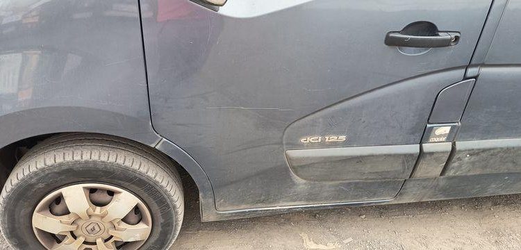 RENAULT MASTER III TRACTION FOURGON L2H2 F3500 2.3 DCi 16V 125 CV – DIESEL – 290689 KMS BLEU BV-795-RA