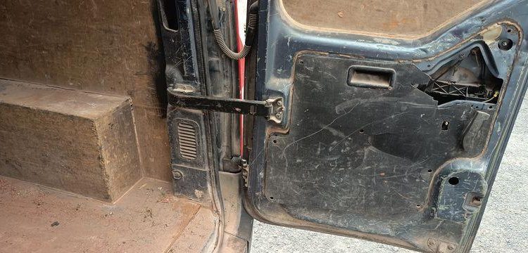 RENAULT MASTER III TRACTION FOURGON L2H2 F3500 2.3 DCi 16V 125 CV – DIESEL – 290689 KMS BLEU BV-795-RA