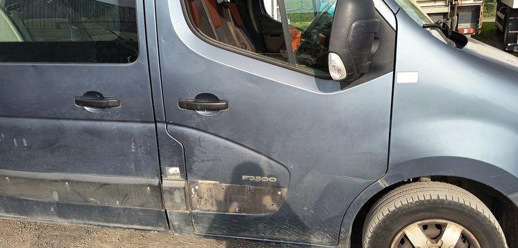 RENAULT MASTER III TRACTION FOURGON L2H2 F3500 2.3 DCi 16V 125 CV – DIESEL – 290689 KMS BLEU BV-795-RA