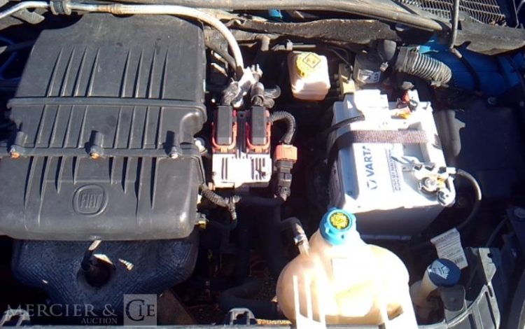 FIAT PUNTO SOCIETE 1.4 GNV 75 DYNAMIC BLEU BV-975-WE