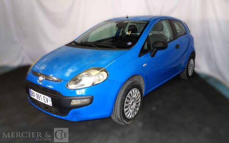 FIAT PUNTO SOCIETE 1.4 GNV 75 DYNAMIC BLEU BX-991-EV