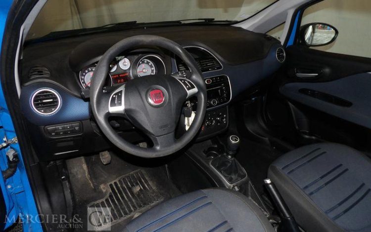 FIAT PUNTO SOCIETE 1.4 GNV 75 DYNAMIC BLEU BX-991-EV